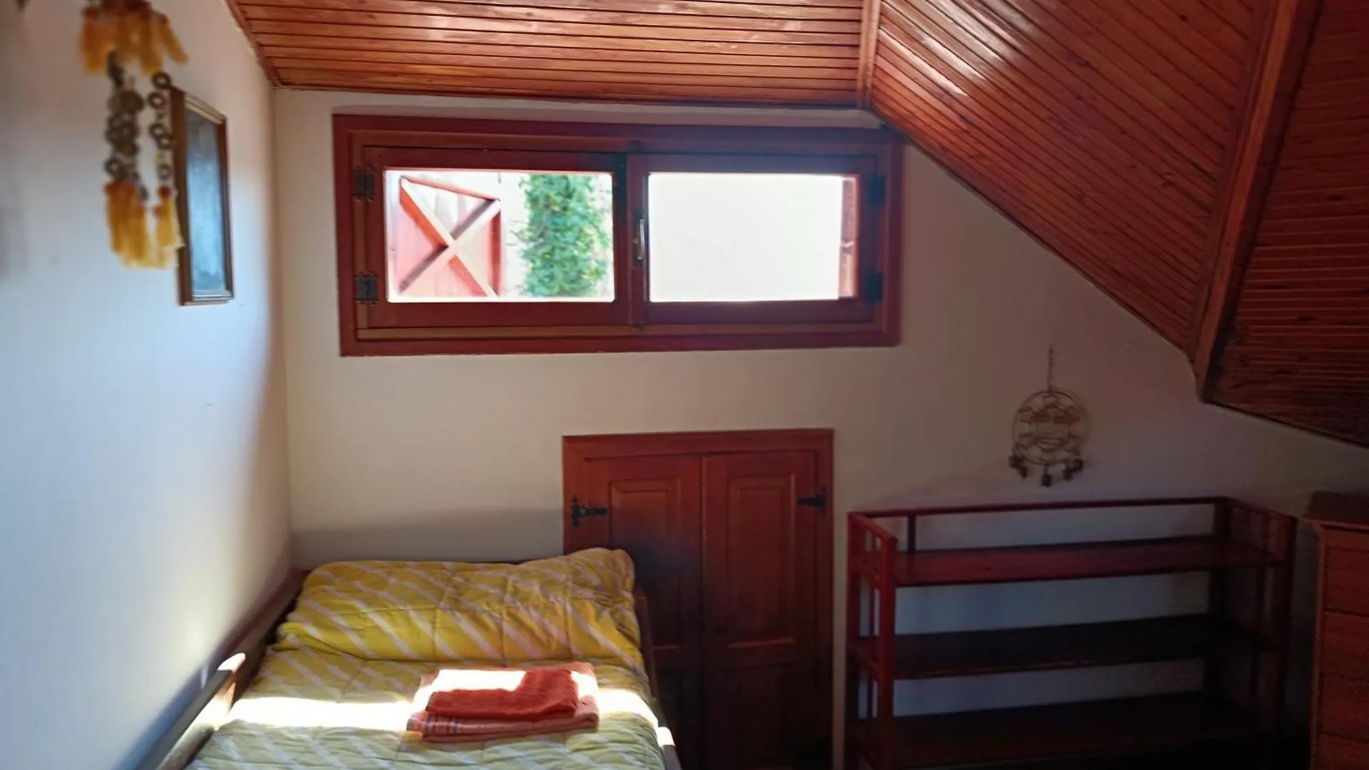 Guest House Casa Annabella contacts
